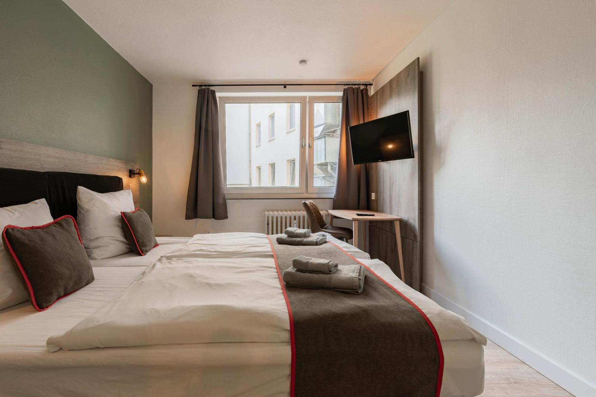 Hotel Enger Hof Düsseldorf Dış mekan fotoğraf